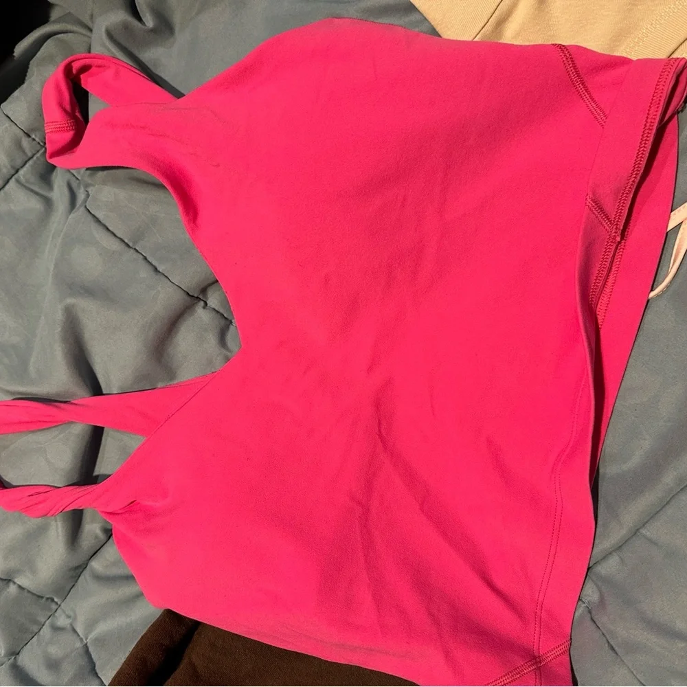 Lululemon workout top - Picture 2 of 3